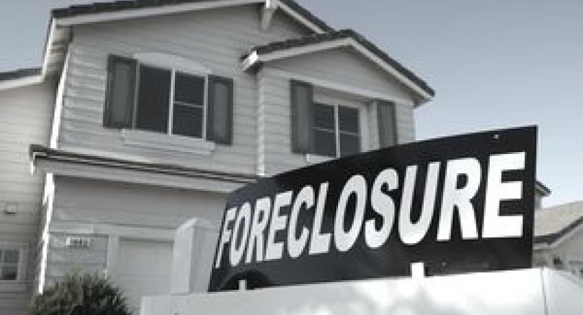 Advantage Buying Foreclosed DuPont
